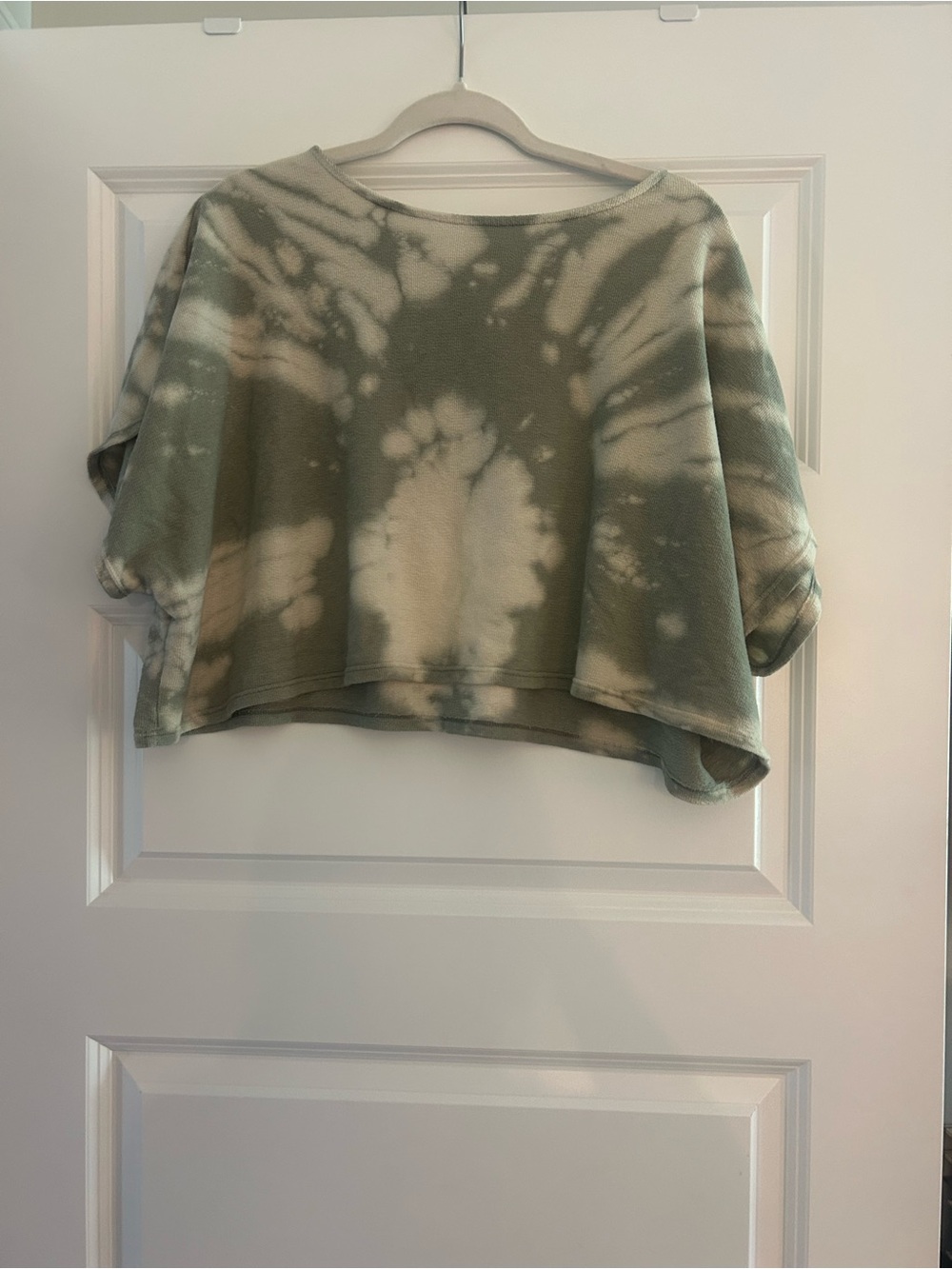 Tie-Dye Boxy Cropped Tee - Sage & Cream